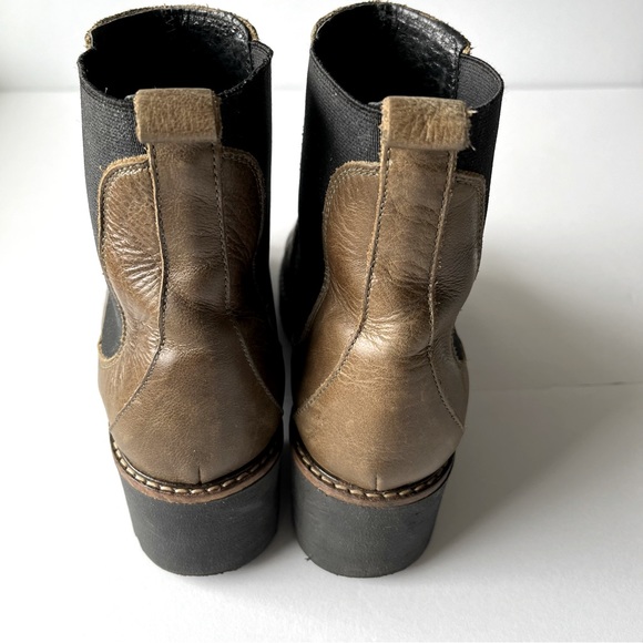 Anthropologie “ Dale” Leather Chelsea Ankle Boots Size 8 - Picture 6 of 14